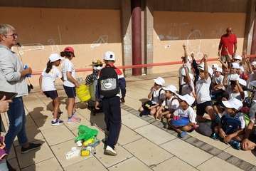 Una doble limpieza de playas para celebrar el Día del Medio Ambiente (Foto TA)