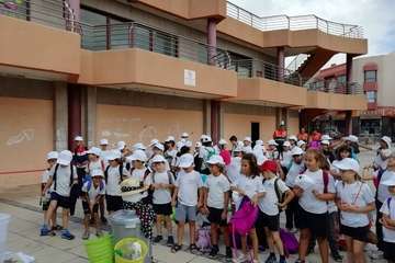 Una doble limpieza de playas para celebrar el Día del Medio Ambiente (Foto TA)