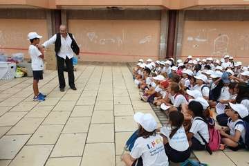 Una doble limpieza de playas para celebrar el Día del Medio Ambiente (Foto TA)