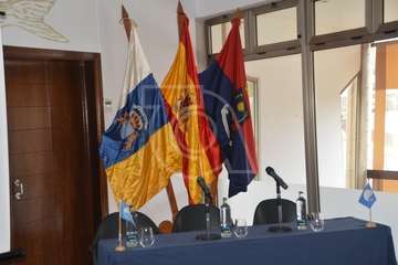 Telde acoge el acto de entrega de las Banderas Azules a los municipios canarios (Foto TA)