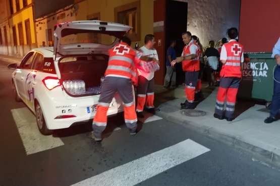 El Grupo Dávila y Car Home Services 'se mojan' con los afectados del fuego (Foto TA)