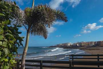 Oleaje en la costa de Telde (Foto Antonio Rico)