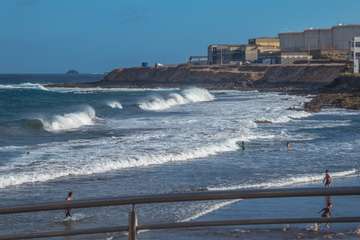 Oleaje en la costa de Telde (Foto Antonio Rico)