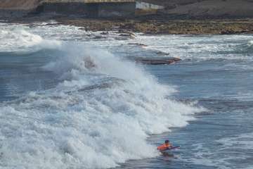 Oleaje en la costa de Telde (Foto Antonio Rico)
