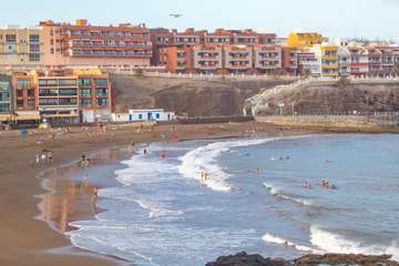Oleaje en la costa de Telde (Foto Antonio Rico)