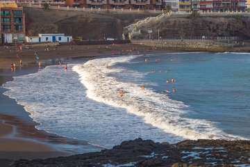 Oleaje en la costa de Telde (Foto Antonio Rico)
