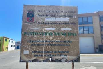 El cierre dominical del Punto Limpio de Telde causa malestar entre los usuarios (Foto TA)