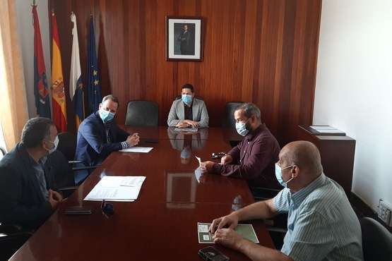 Telde investiga los vertidos de aguas domésticas a la red de pluviales en Taliarte (Foto TA)