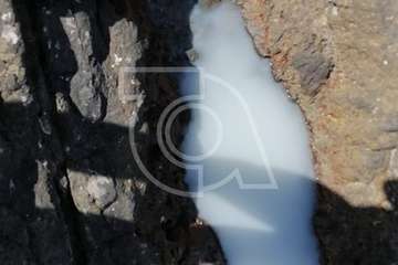 El vertido contaminante de Taliarte se eterniza: ahora blanco y espumoso/TA.