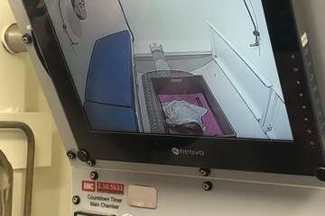  Una tortuga, que se recupera en Taliarte, es asistida en una cámara hiperbárica en un tratamiento sin precedentes en Canarias/TA.