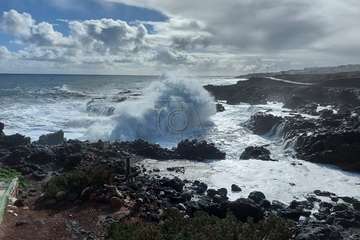 Oleaje en la costa de La Garita/TA.