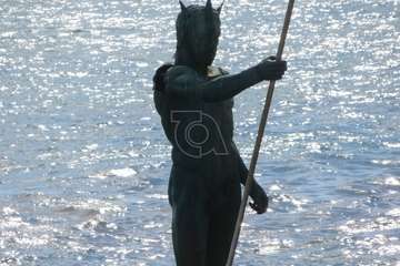 El temporal fisura del nuevo el hombro del Neptuno de Melenara/TA.