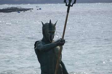 El temporal fisura del nuevo el hombro del Neptuno de Melenara/TA.