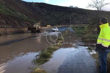 Servicios Municipales limpia el rastro de 'Filomena' en Jinámar/TA.