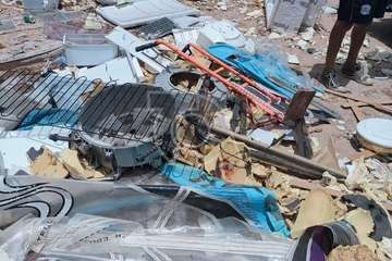 La Policía Medioambiental de Telde pilla infraganti un vertido ilegal en Tufia/TA.