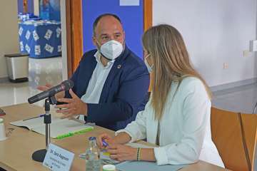 Gobierno de Canarias y Estado anuncian En Telde una hoja de ruta para el desarrollo de las energías del mar/TA y Acfi Press.