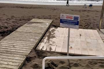  Playas instala nuevas pasarelas en las cuatro calas con bandera azul de Telde/TA.