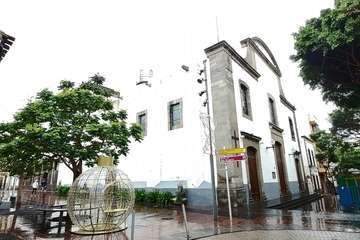 Telde se humedece con las primeras lluvias otoñales/Jesús Ruiz Mesa y Antonio Alí.