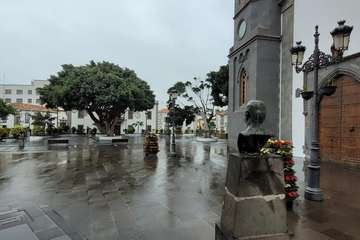 Telde se humedece con las primeras lluvias otoñales/Jesús Ruiz Mesa y Antonio Alí.