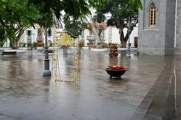 Telde se humedece con las primeras lluvias otoñales/Jesús Ruiz Mesa y Antonio Alí.
