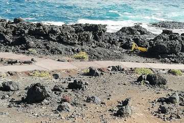 Reparación de los daños a cartelería turística y pintadas en paredes de La Garita/TA.