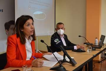 Presentación del plan estratégico para usar agua depurada para el riego de las zonas verdes públicas/TA.