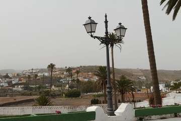 La calima entra con fuerza y reduce la visibilidad en Telde/Antonio Rico, Jesús Ruiz Mesa y TA.