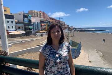 El Ayuntamiento comienza a derribar el muro de la playa de Melenara próximo al viejo muelle/TA.