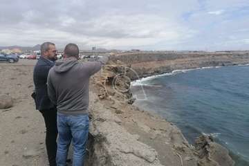Vertido de combustible en la costa norte de Telde/TA.