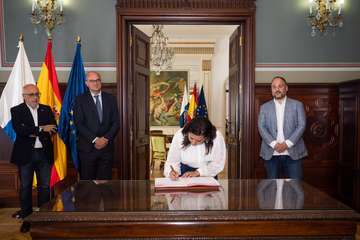 Telde suscribe un protocolo para favorecer la descarbonización de sus zonas industriales/TA.