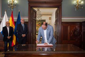 Telde suscribe un protocolo para favorecer la descarbonización de sus zonas industriales/TA.