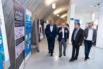 Visita a las instalaciones científicas de la ULPG en la costa de Taliarte-Telde/TA.