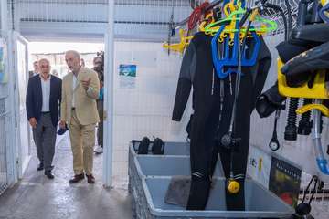 Visita a las instalaciones científicas de la ULPG en la costa de Taliarte-Telde/TA.