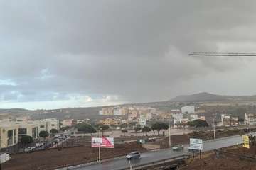 La lluvia regresa a Telde aunque de forma serena/TA.