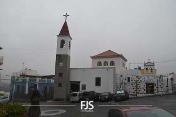 Las lluvias de Hermine provocan la caída de un árbol en el Valle de Jinámar (Telde) y de un parterre en El Goro/TA.