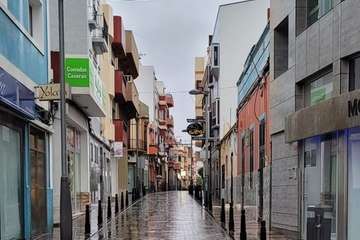 El casco urbano durante la tarde de este domingo/Jesús Ruiz Mesa.
