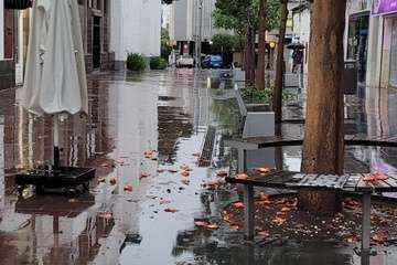 El casco urbano durante la tarde de este domingo/Jesús Ruiz Mesa.