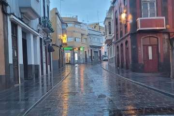 El casco urbano durante la tarde de este domingo/Jesús Ruiz Mesa.