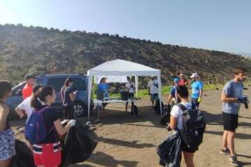 Campaña de limpieza en la costa teldense de Jinámar/TA.