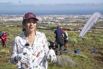 Telde planta 500 ejemplares de especies distintas en Calasio/TA.