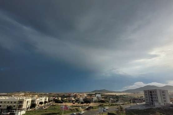 Telde se encapota pero sin una gota de agua por el momento/Jesús Ruiz Mesa.