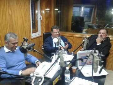 Tertulianos en Radio Faycan el pasado jueves (Foto TA)