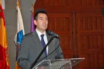 Imagen de archivo de Fernando Clavijo, en Telde, con motivo del hermanamiento entre Telde y La Laguna (Foto Tito Pulido)