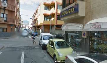 El edificio se encuentra en una zona céntrica de San Gregorio (Foto TA)