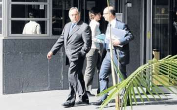 El denunciante, el empresario Félix Machín, en el Juzgado de Telde (Foto C7)