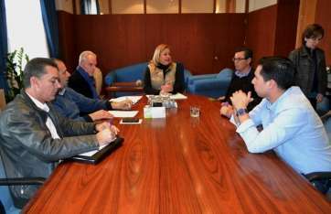 MÂª del Carmen Castellano, alcaldesa del Ayuntamiento de Telde, en la reunión de la Mesa de Diálogo por Telde (Foto TA)