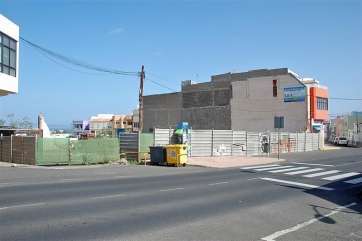 Solar donde se iba a construir un edificación de 78 viviendas (Foto TA)