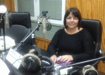 Gloria Cabrera en Radio Faycan (Foto TA)