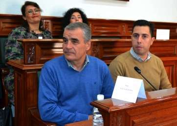 Ediles socialistas, en primer plano (Foto Daniel Ojeda)