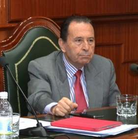 El interventor Enrique Orts, en el último Pleno ordinario de enero (Foto Daniel Ojeda)